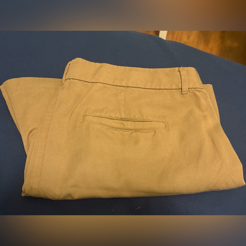Old Navy Extra High-Waisted Taylor Trouser Shorts  EUC  XL